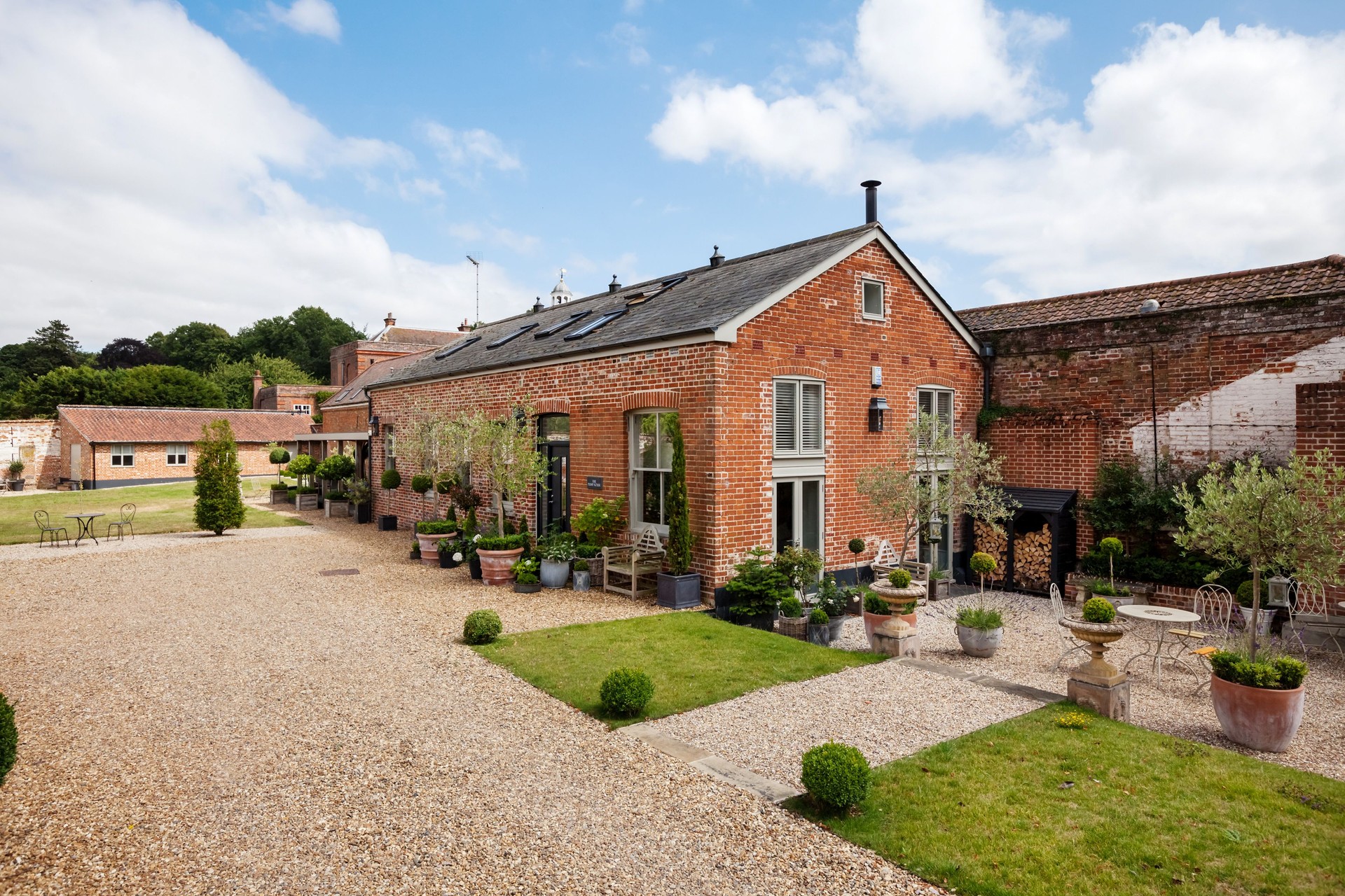Luxurious Country Home